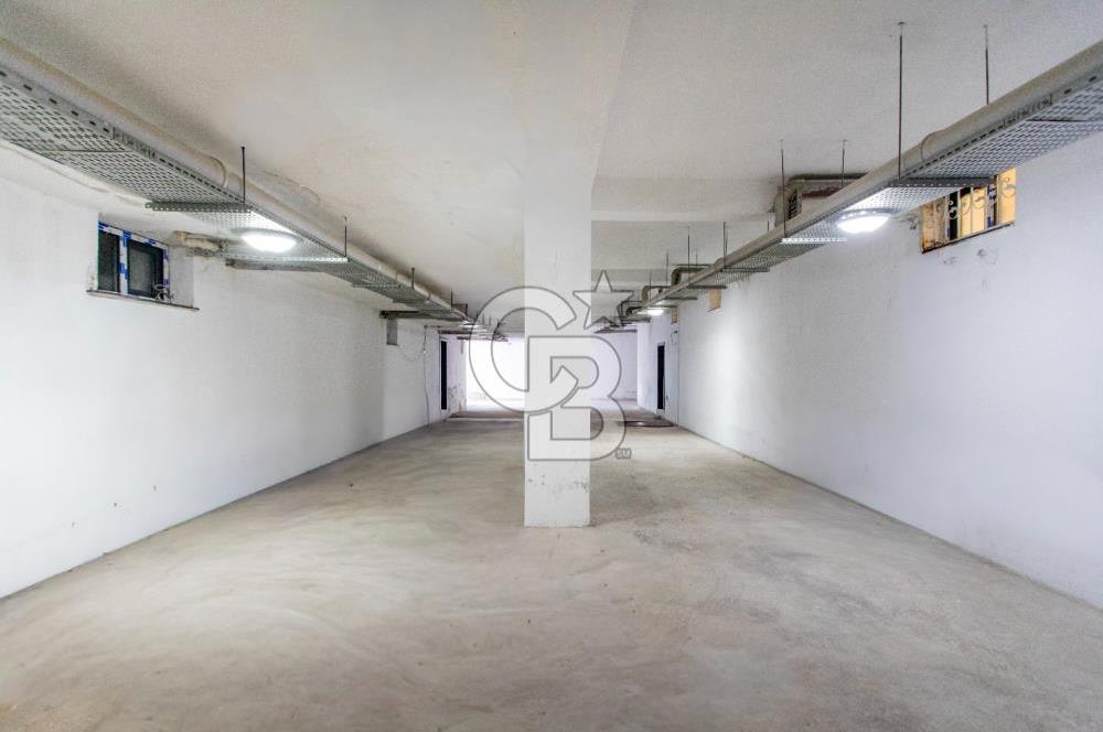 Gaziemir de satılık 7 odalı ultra lüks villa özel spa ve havuzlu