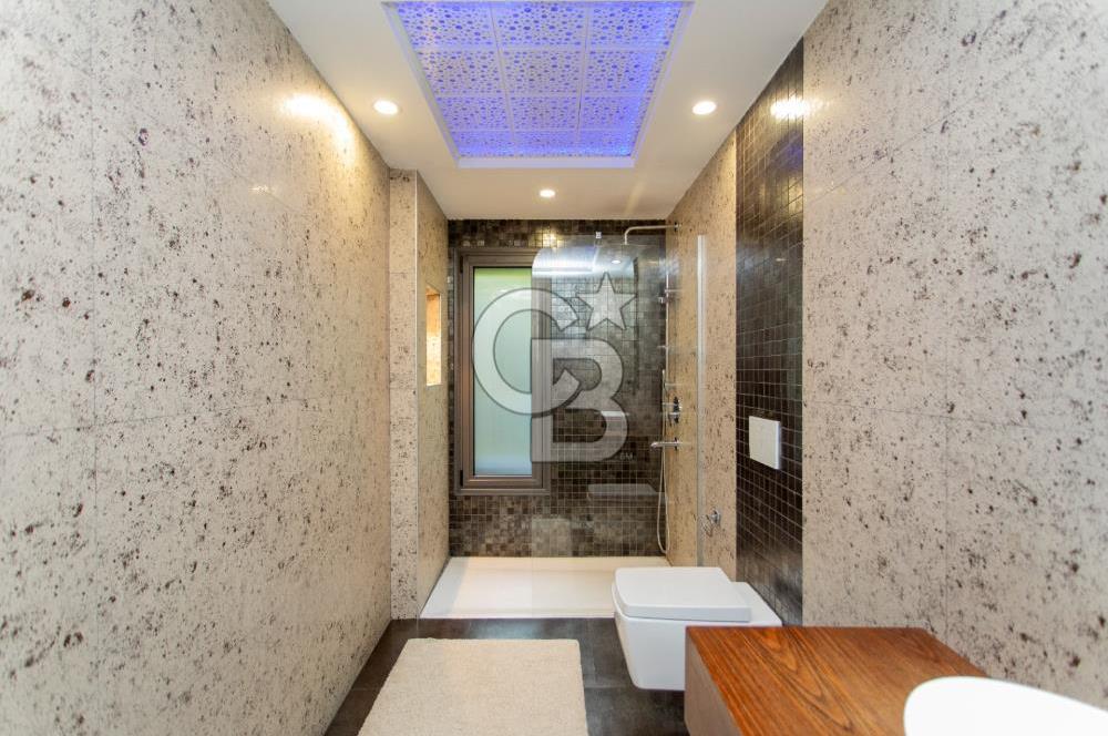 Gaziemir de satılık 7 odalı ultra lüks villa özel spa ve havuzlu
