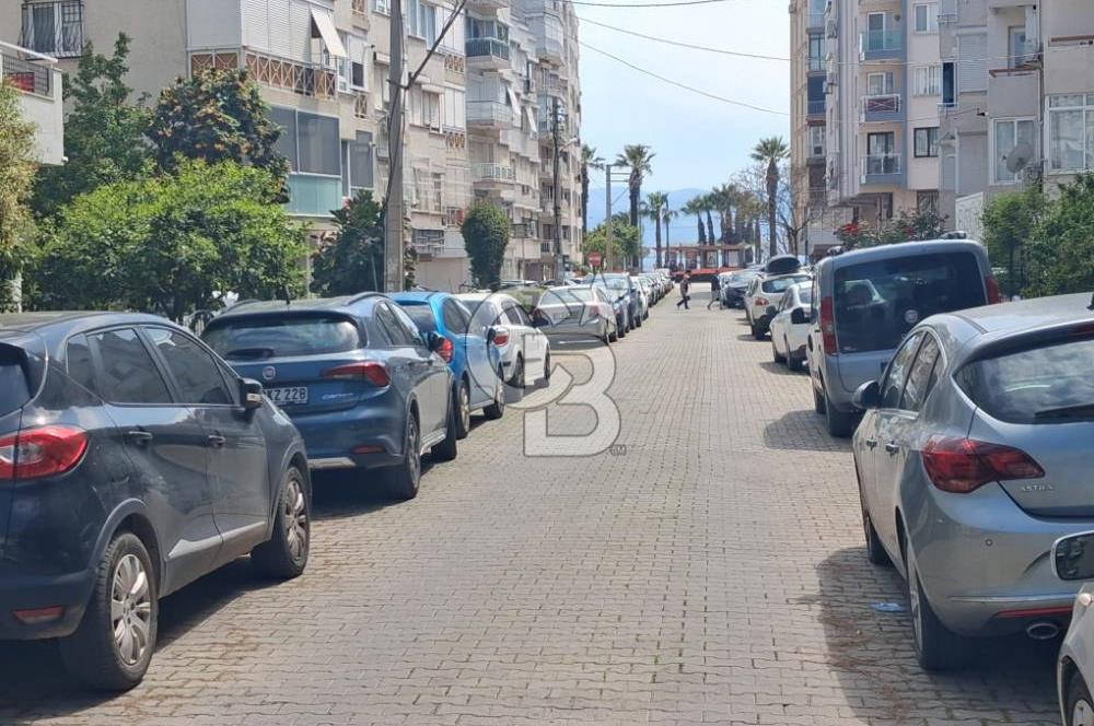 karşıyaka bostanlı sahile yakın 3+1 satılık daire