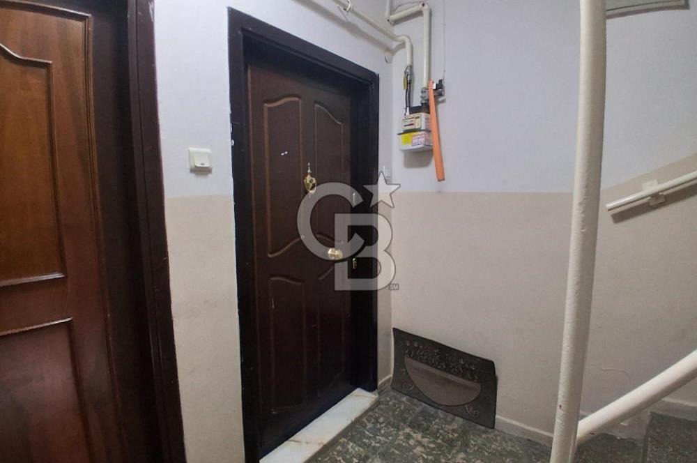 karşıyaka bostanlı sahile yakın 3+1 satılık daire