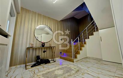 MENEMEN ULUKENT 5+2 TRİPLEX MÜSTAKİL BAHÇELİ SİTE İÇERİSİNDE SATILIK VİLLA