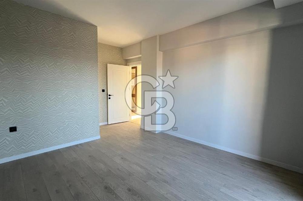 İzmir Menemen Ahıhıdır'da Havuzlu Sitede Kiralık 3+1 Daire CB PH