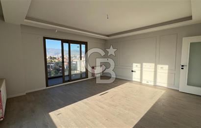İzmir Menemen Ahıhıdır'da Havuzlu Sitede Kiralık 3+1 Daire CB PH