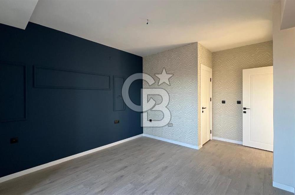 İzmir Menemen Ahıhıdır'da Havuzlu Sitede Kiralık 3+1 Daire CB PH