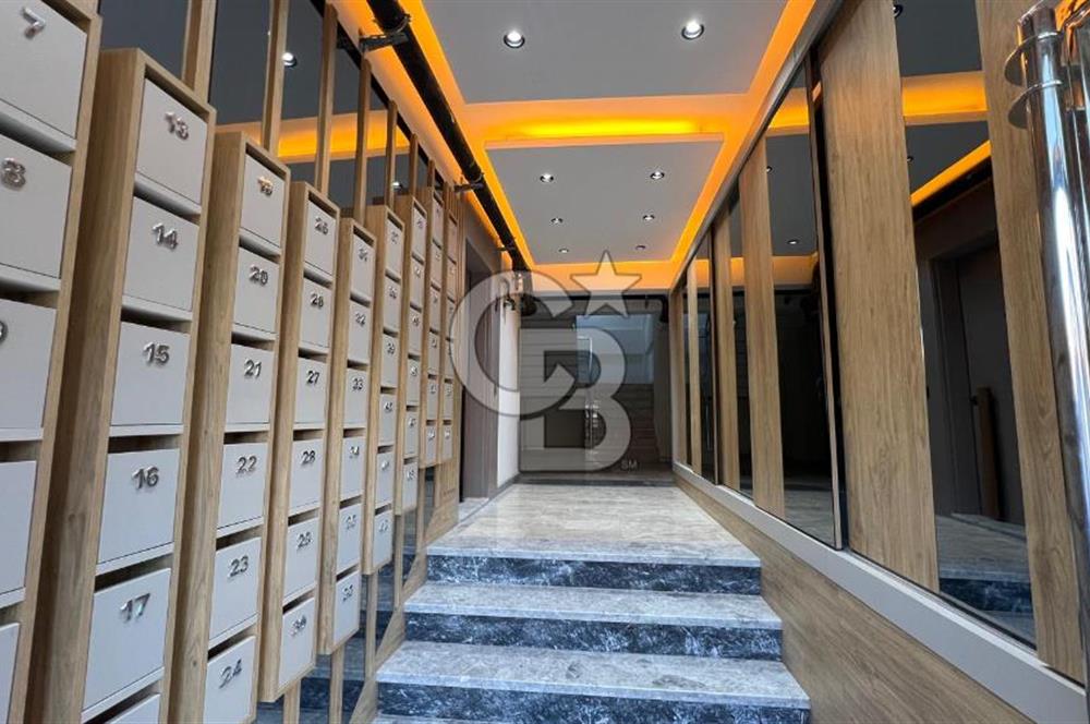 İzmir Menemen Ahıhıdır'da Havuzlu Sitede Kiralık 3+1 Daire CB PH