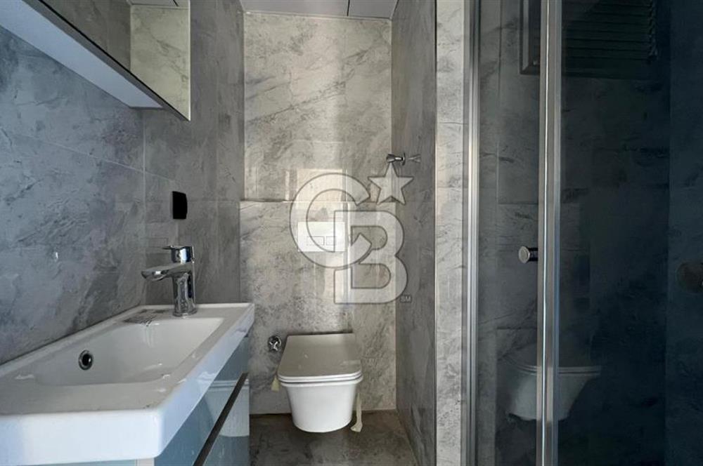 İzmir Menemen Ahıhıdır'da Havuzlu Sitede Kiralık 3+1 Daire CB PH