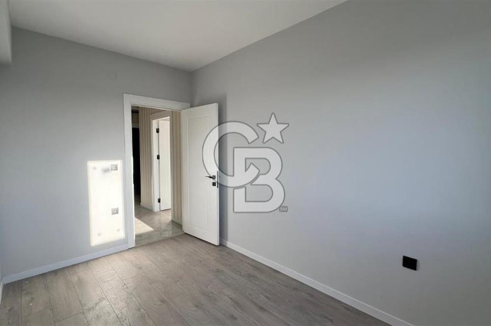 İzmir Menemen Ahıhıdır'da Havuzlu Sitede Kiralık 3+1 Daire CB PH