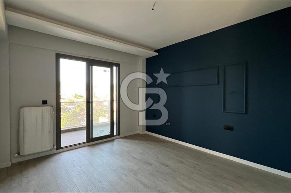 İzmir Menemen Ahıhıdır'da Havuzlu Sitede Kiralık 3+1 Daire CB PH