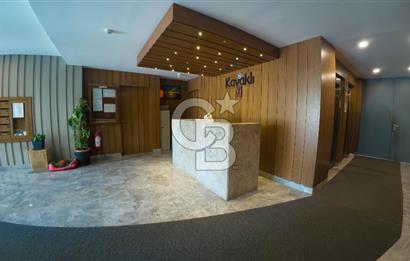 Erenköy Kazımkarabekirpaşa sokakta 3+1 boş, deniz gören havuzlu, otoparklı daire 