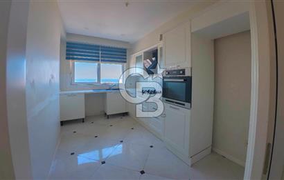 Erenköy Kazımkarabekirpaşa sokakta 3+1 boş, deniz gören havuzlu, otoparklı daire 
