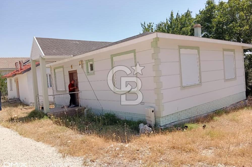 BURDUR AĞLASUNDA SATILIK VİLLA