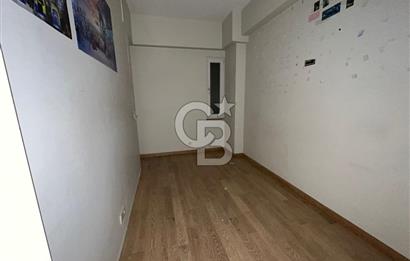 Erenköy Kazımkarabekirpaşa sokakta 3+1 boş, deniz gören havuzlu, otoparklı daire 