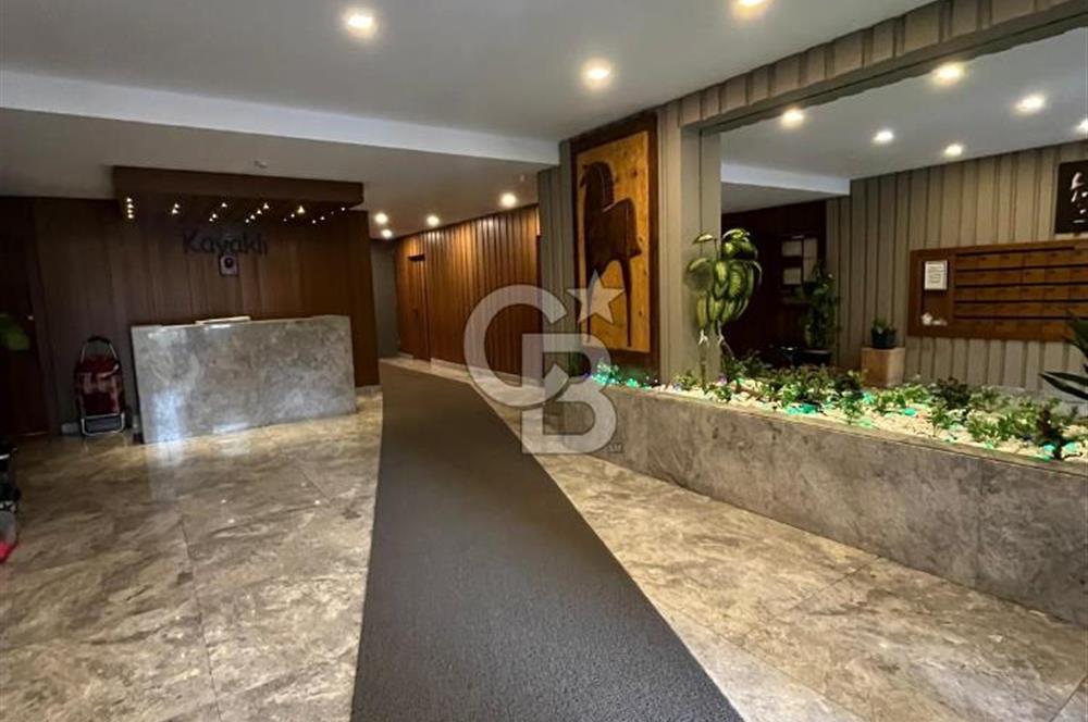 Erenköy Kazımkarabekirpaşa sokakta 3+1 boş, deniz gören havuzlu, otoparklı daire 