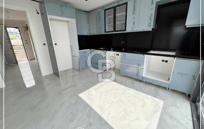Silivri Ortaköyde Deniz Manzaralı Satılık 6+1 Lüks Villa