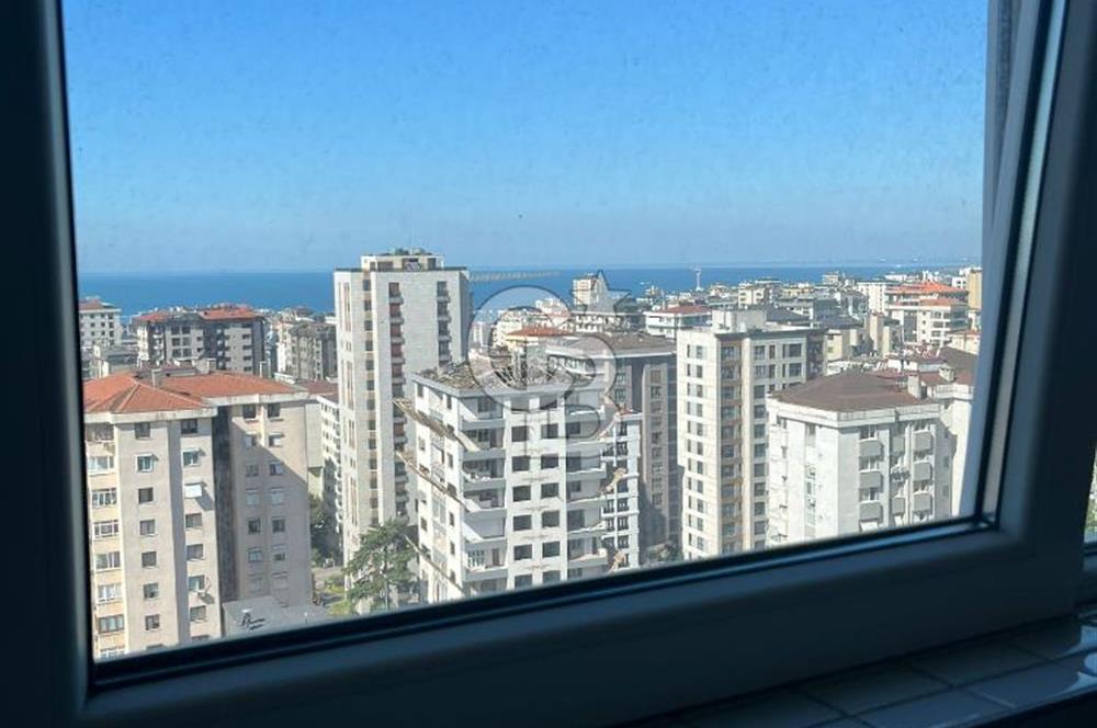 Erenköy Kazımkarabekirpaşa sokakta 3+1 boş, deniz gören havuzlu, otoparklı daire 