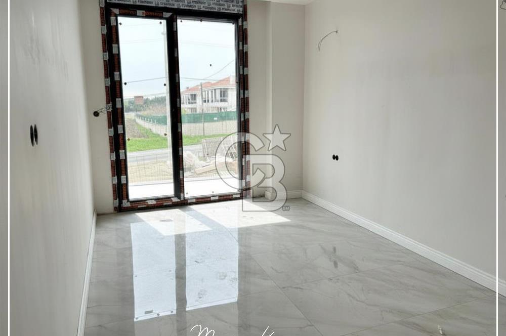 Silivri Ortaköyde Deniz Manzaralı Satılık 6+1 Lüks Villa