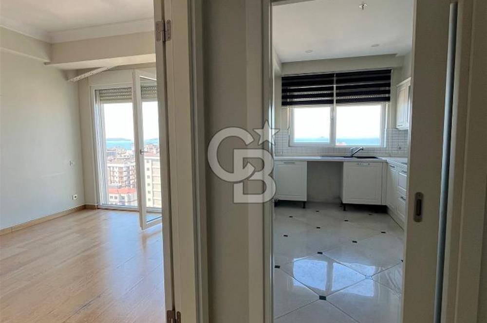 Erenköy Kazımkarabekirpaşa sokakta 3+1 boş, deniz gören havuzlu, otoparklı daire 