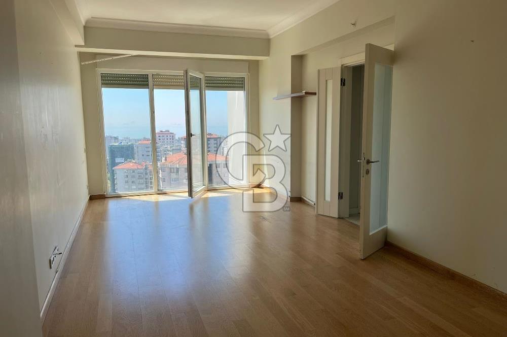 Erenköy Kazımkarabekirpaşa sokakta 3+1 boş, deniz gören havuzlu, otoparklı daire 