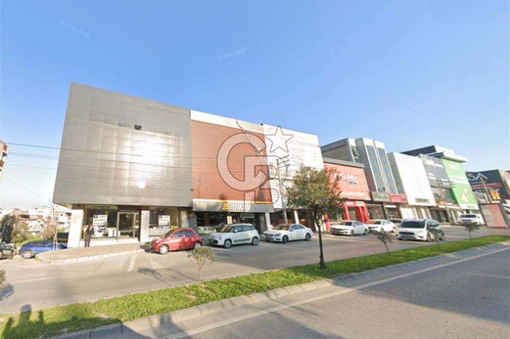 Yeşillik Caddesi 10m Cepheli Komple Kiralık Bina