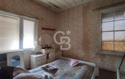 Ayvalık merkez Macaron'da satılık 5+1 müstakil ev 