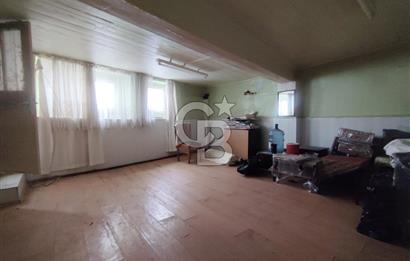 Ayvalık merkez Macaron'da satılık 5+1 müstakil ev 