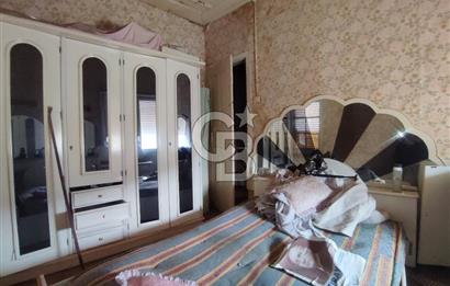 Ayvalık merkez Macaron'da satılık 5+1 müstakil ev 