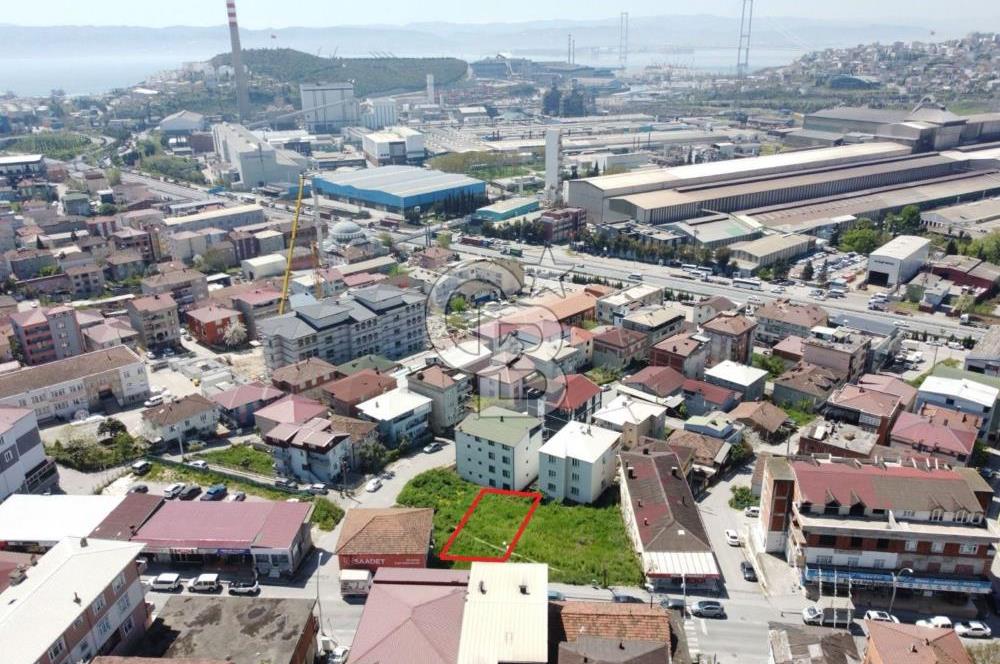 DİLOVASI ANA CADDE ÜZERİNDE 428M² TİCARİ İMARLI ARSA