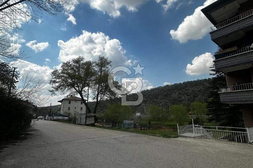 LALAHAN ATATÜRK CADDESİ ÜZERİ YOLA CEPHE KOMPLE SATILIK BİNA