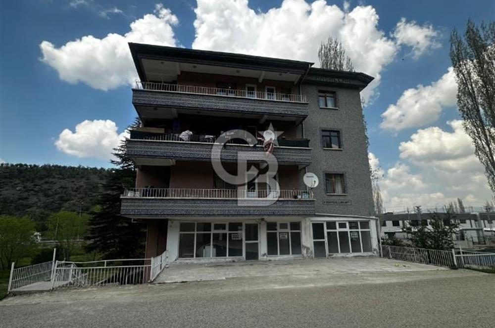 LALAHAN ATATÜRK CADDESİ ÜZERİ YOLA CEPHE KOMPLE SATILIK BİNA