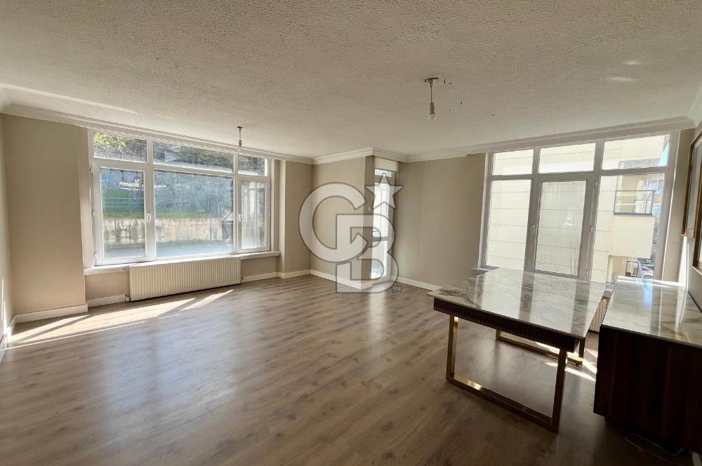 AYRANCI'DA MESNEVİ SOKAK'TA FERAH 3+1 OTOPARKLI SATILIK DAİRE