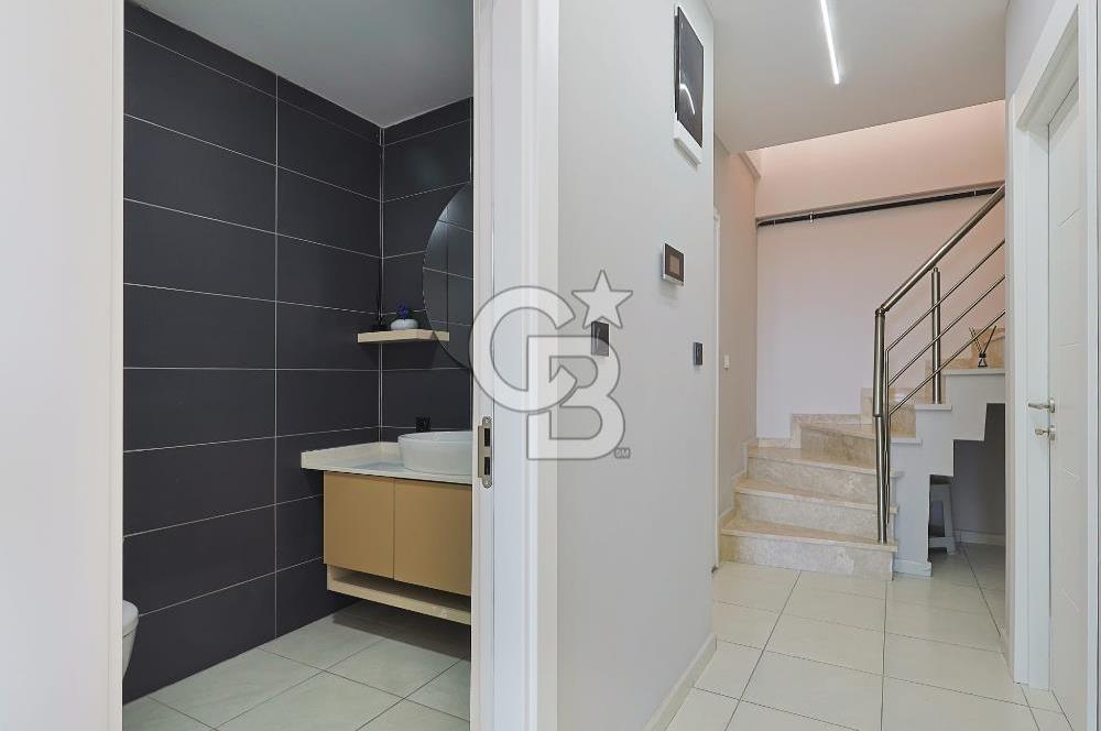 BOSTANCI KÖPRÜSÜ ÜZERİNDE DENİZ MANZARALI SIFIR DUBLEX