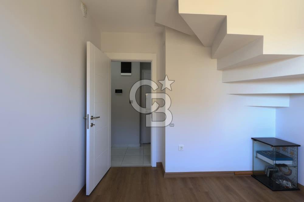 BOSTANCI KÖPRÜSÜ ÜZERİNDE DENİZ MANZARALI SIFIR DUBLEX