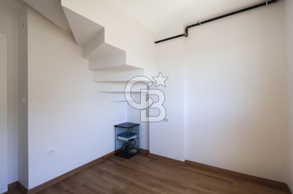 BOSTANCI KÖPRÜSÜ ÜZERİNDE DENİZ MANZARALI SIFIR DUBLEX