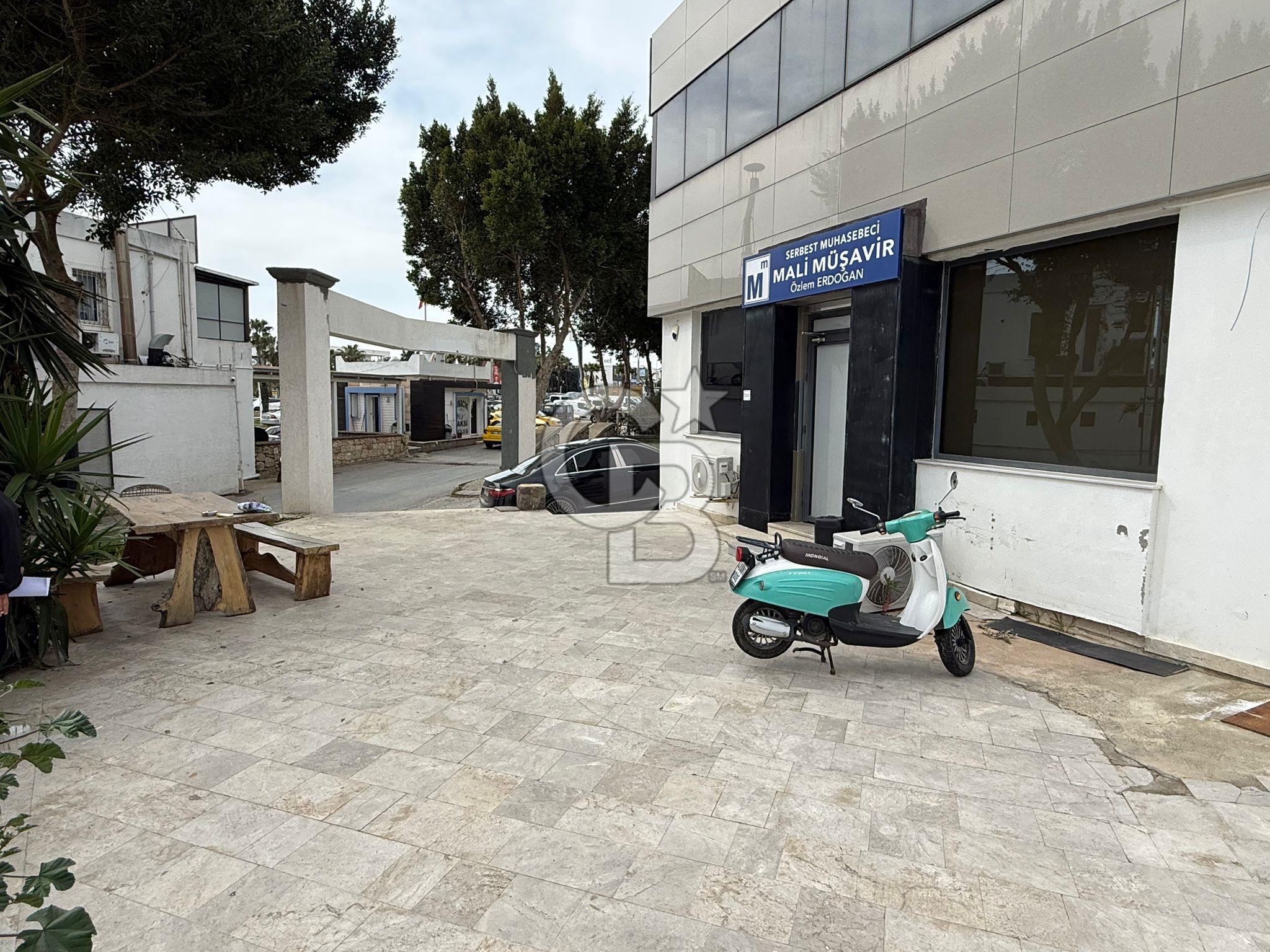 AVENUE AVM KARŞISI KUL CENTER İŞ MERKEZİNDE SATILIK 60 M2 OFİS
