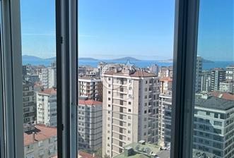 Erenköy Kazımkarabekirpaşa sokakta 3+1 boş, deniz gören havuzlu, otoparklı daire  - 1 - 346550