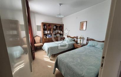 Karşıyaka Yalı Caddesi Satılık Deniz Manzaralı Daire