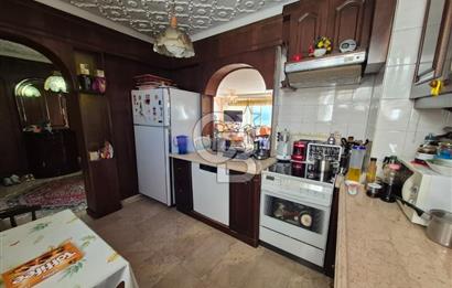 Karşıyaka Yalı Caddesi Satılık Deniz Manzaralı Daire