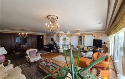 Karşıyaka Yalı Caddesi Satılık Deniz Manzaralı Daire