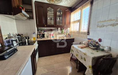 Karşıyaka Yalı Caddesi Satılık Deniz Manzaralı Daire