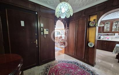 Karşıyaka Yalı Caddesi Satılık Deniz Manzaralı Daire