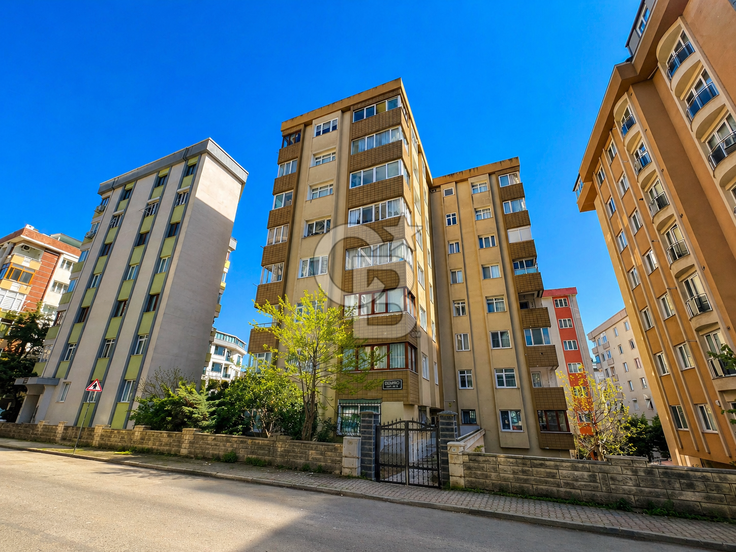KARTAL KARLIKTEPE 3+1 SATILIK DAİRE MARMARAY YAKIN ÇİFT BALKONLU