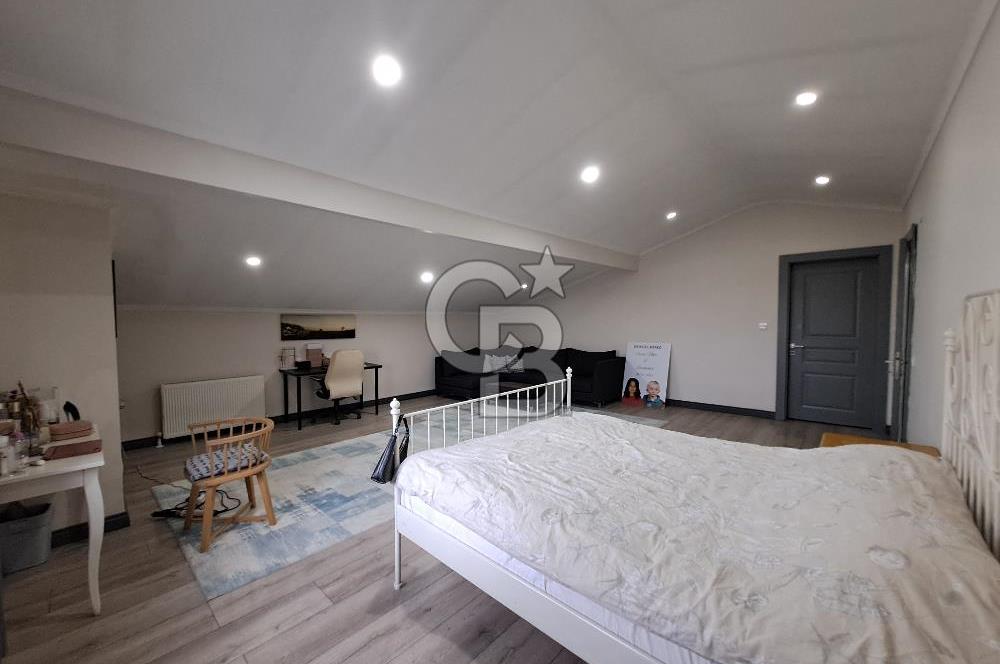 BAĞLICADA SATILIK 6+2 KIŞ BAHÇELİ LÜKS VİLLA