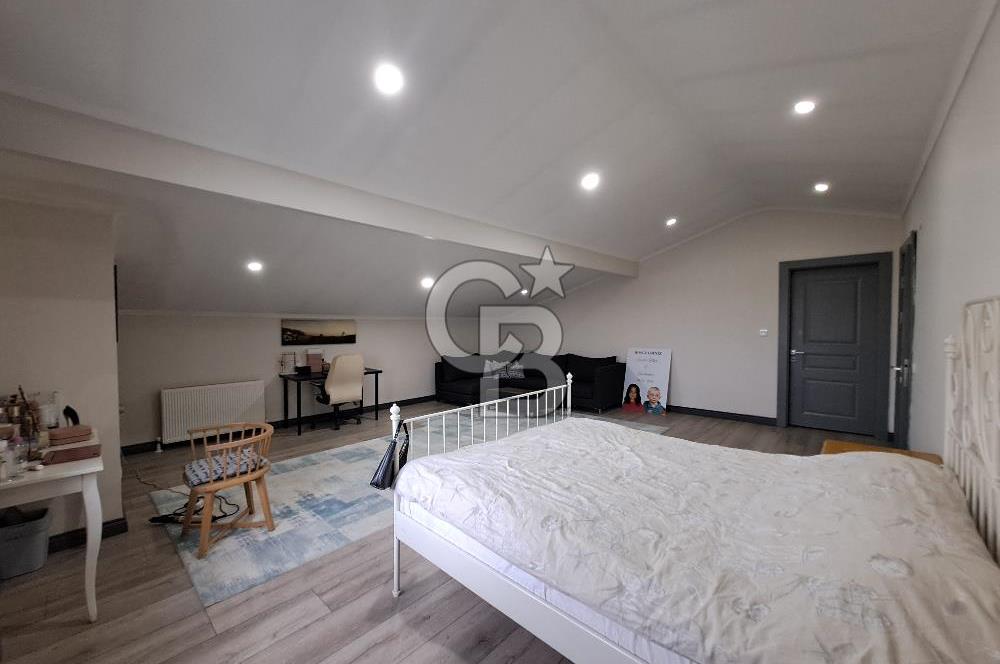 BAĞLICADA SATILIK 6+2 KIŞ BAHÇELİ LÜKS VİLLA