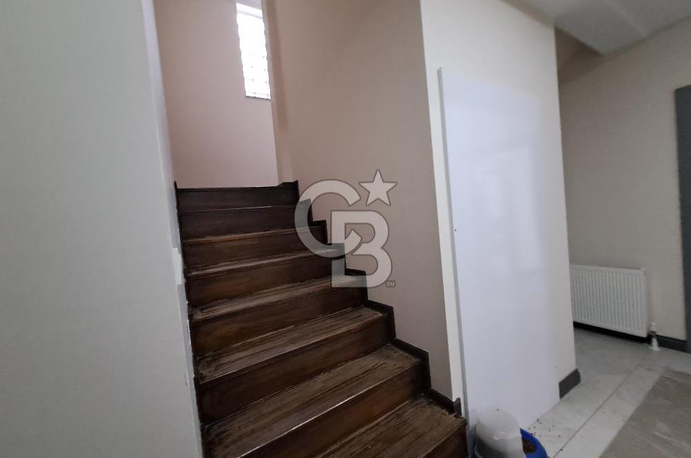 BAĞLICADA SATILIK 6+2 KIŞ BAHÇELİ LÜKS VİLLA