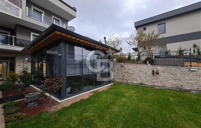 BAĞLICADA SATILIK 6+2 KIŞ BAHÇELİ LÜKS VİLLA