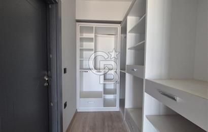 Menemen Kemal Atatürk Mahallesi 3+1 Ara Kat Satılık Boş Daire