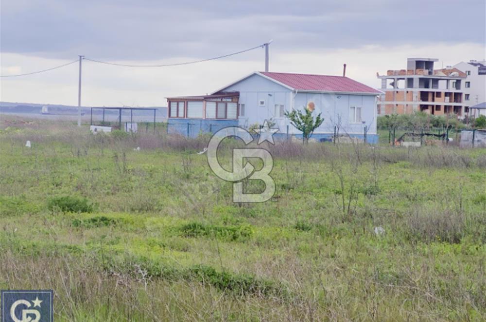 LAPSEKİ ÇARDAK'TA DENİZE 150M. 418m2 ARSA İÇİNDE MÜSTAKİL EV