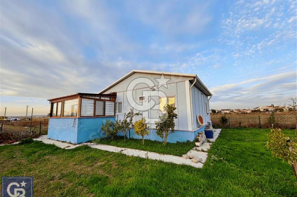 LAPSEKİ ÇARDAK'TA DENİZE 150M. 418m2 ARSA İÇİNDE MÜSTAKİL EV