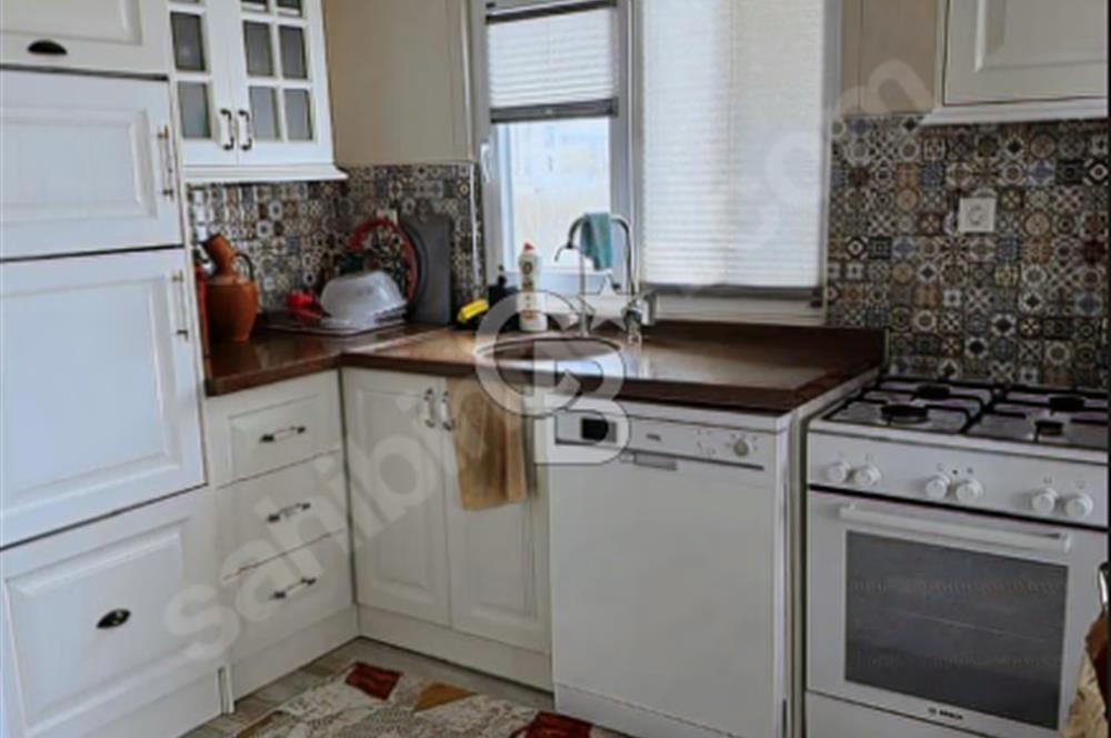 LAPSEKİ ÇARDAK'TA DENİZE 150M. 418m2 ARSA İÇİNDE MÜSTAKİL EV