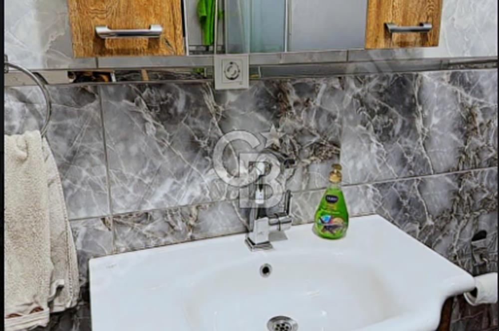 LAPSEKİ ÇARDAK'TA DENİZE 150M. 418m2 ARSA İÇİNDE MÜSTAKİL EV